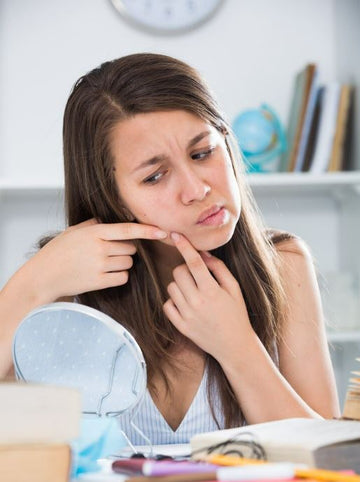 Common Reasons Behind Dry Skin And How To Deal With It